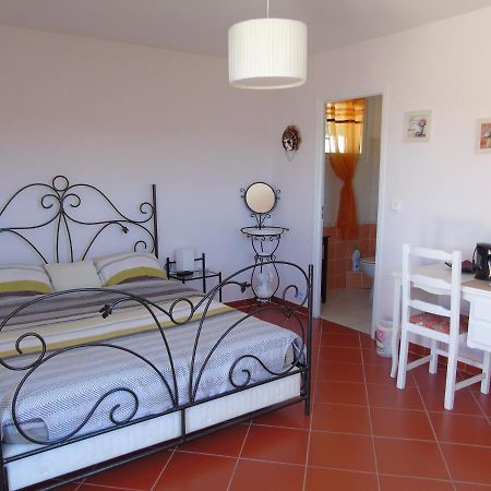 Mas Des Citronniers Bed and Breakfast Le Tignet Εξωτερικό φωτογραφία