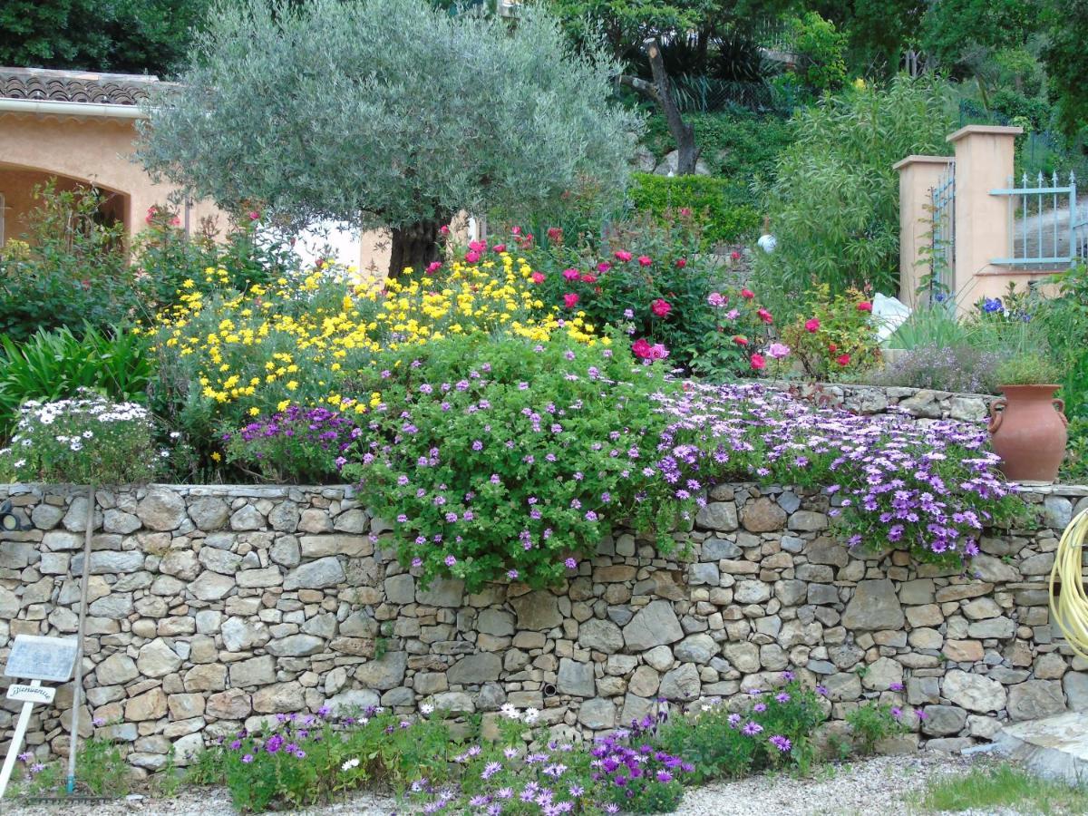 Mas Des Citronniers Bed and Breakfast Le Tignet Εξωτερικό φωτογραφία